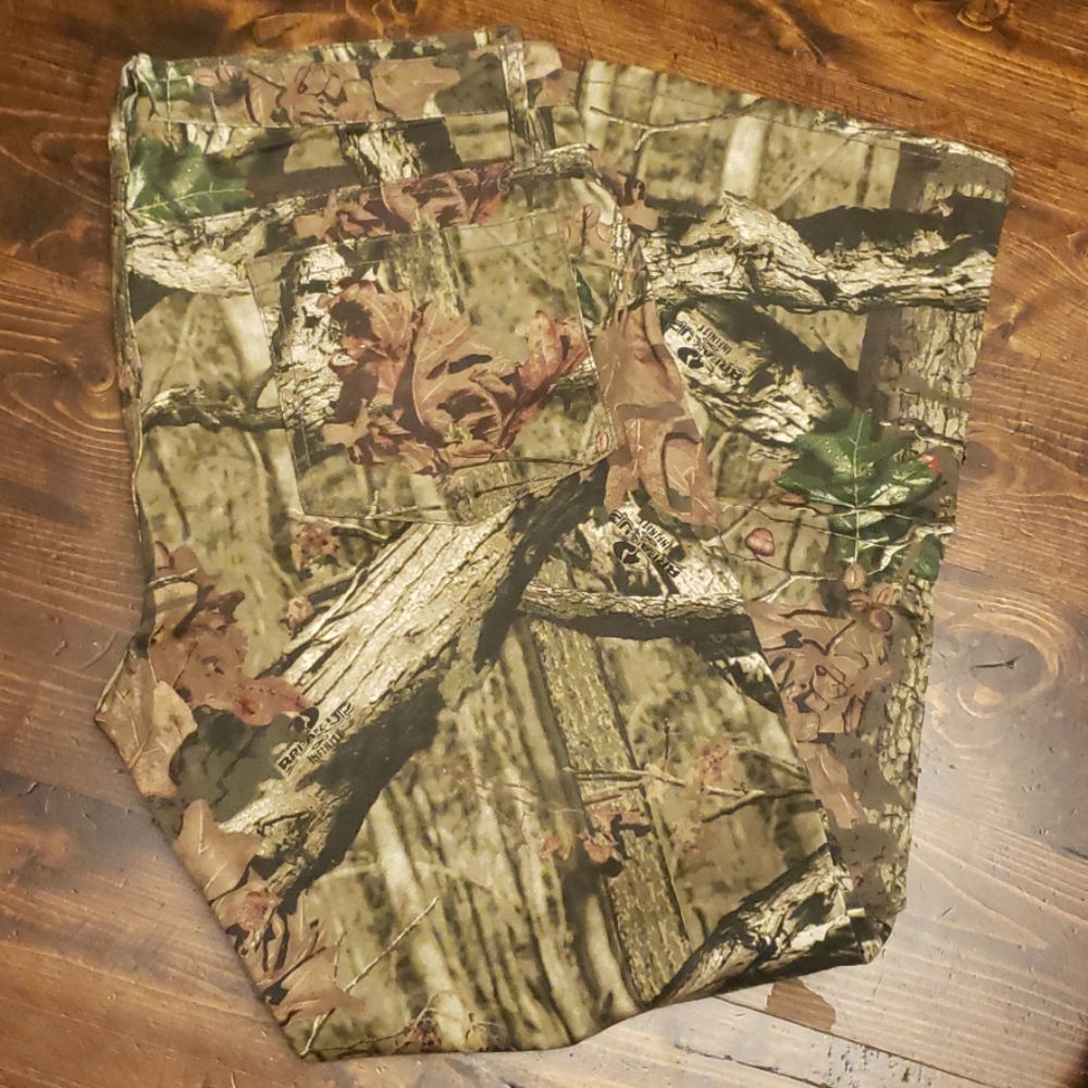 💜NWOT Mossy Oak Camo Pants💜
